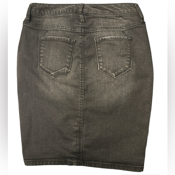 Mossimo Black Denim Mini Skirt Size 00 - Picture 2 of 4